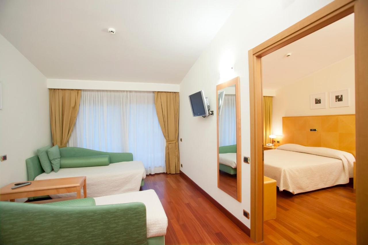 בניו די רומניה Roseo Euroterme Wellness Resort מראה חיצוני תמונה