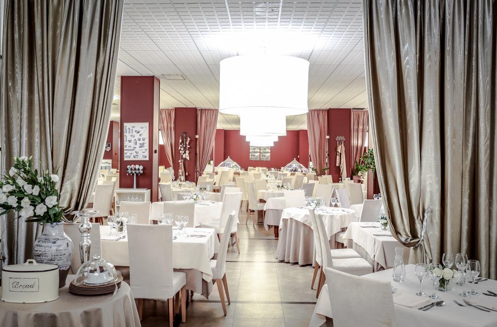 בניו די רומניה Roseo Euroterme Wellness Resort מראה חיצוני תמונה