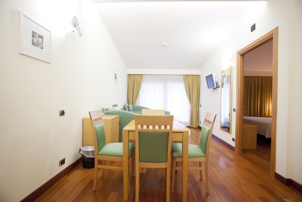 בניו די רומניה Roseo Euroterme Wellness Resort מראה חיצוני תמונה